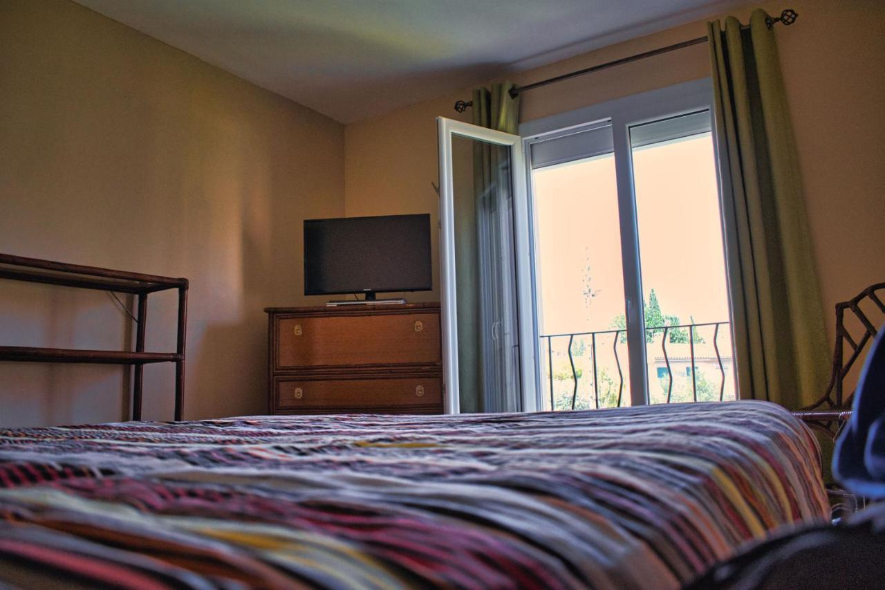Agreable Maison 3 Chambres Avec Piscine 카르카손 외부 사진